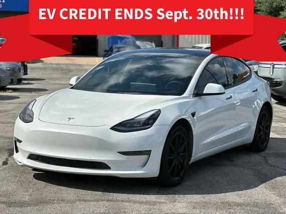 TESLA MODEL 3 2022 5YJ3E1EBXNF318800 image